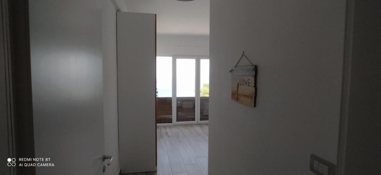 Matthews Beach House Wlora Zewnętrze zdjęcie