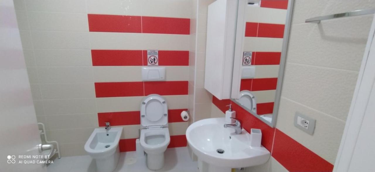 Matthews Beach House Wlora Zewnętrze zdjęcie